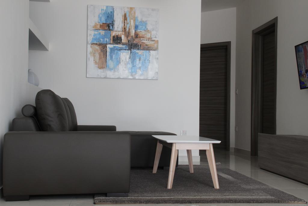 Lampuka Apartments Marsaskala Exterior photo
